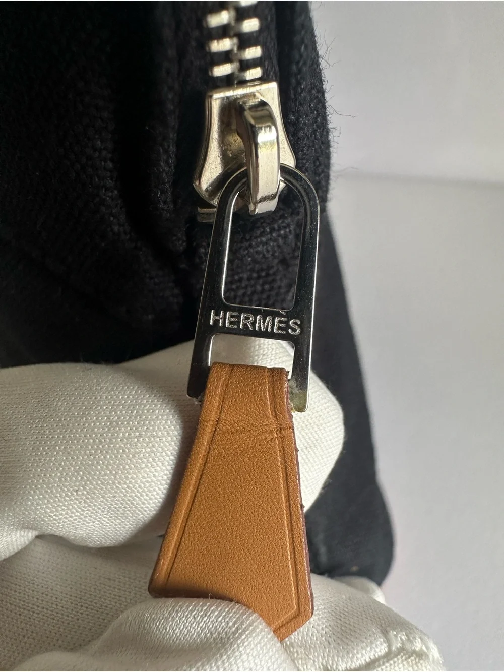 Hermes authentic hermès